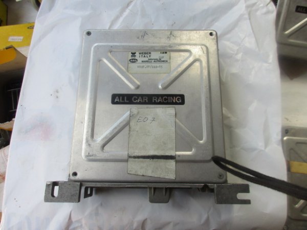 Modul&egrave;s de controle d'allumage pour ferrari f40 ra