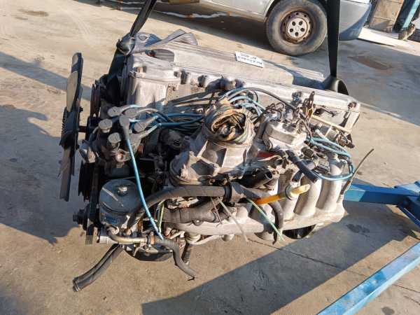 Annonce Moteur mercedes 280 se