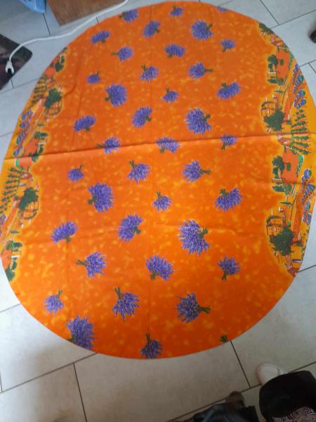 Nappe de table  ovale orange theme bouquet de lava