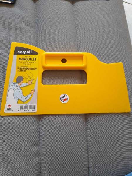 Nespoli spatule à maroufler en plastique