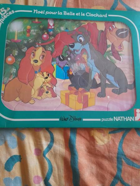 Vente Noel pour la belle et le clochard - puzzle 15 pi&egrave;c