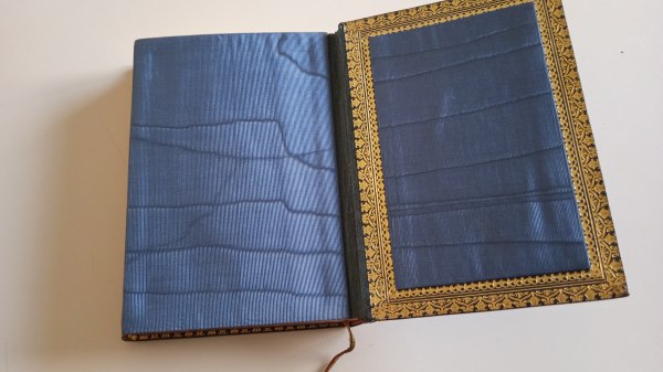 Nouvelle imitation de la tr&egrave;s sainte vierge pas cher