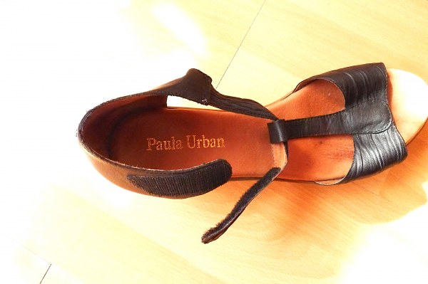 Nu-pieds femme, talons compens&eacute;s