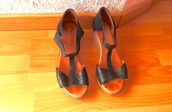 Nu-pieds femme, talons compens&eacute;s pas cher