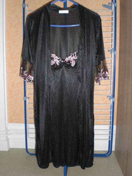 Nuisette + kimono t.38 neuf pas cher