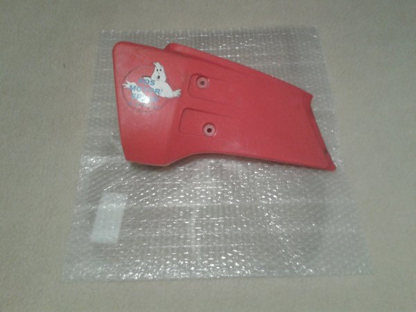 Ouie  de réservoir gauche yamaha  600 xt 2kf 1988