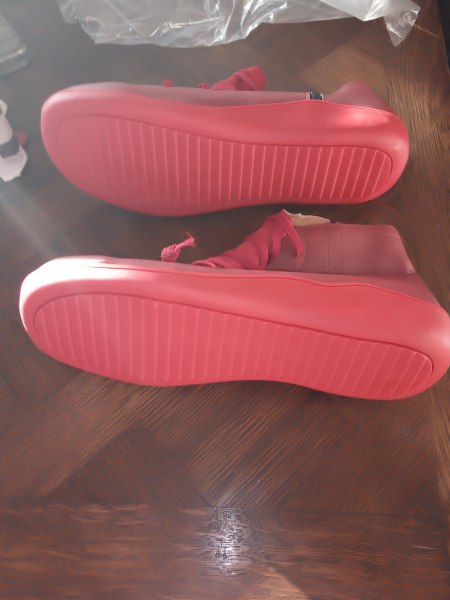 Paire de boots p40 couleur rouge pas cher