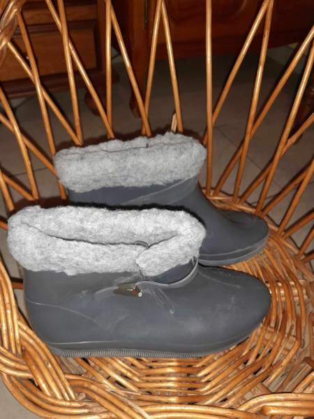 Vente Paire de bottines  femme  pointure 38