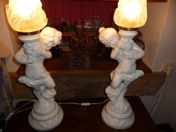 Paire de lampes cherubins