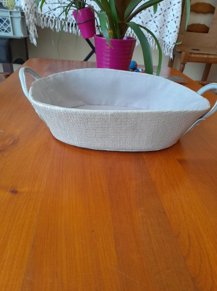 Annonce Panier oval en tissus avec poignée