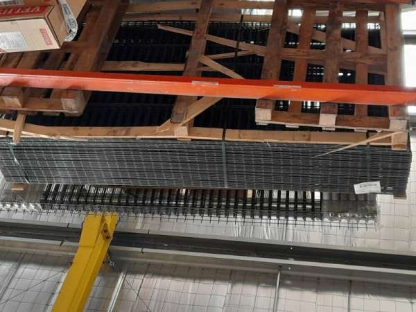 Vente Panneau de cloture rigide gris ferro bulloni lario