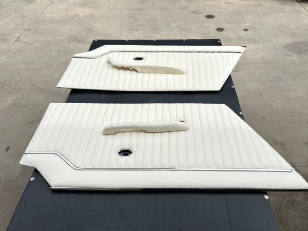 Vente Panneaux de portes pour maserati indy