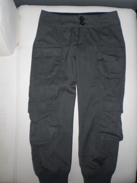 Pantacourt desigual t.36 ou kaporal t.38 neuf