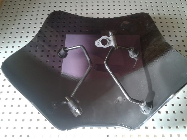 Annonce Pare brise suzuki 600 bandit 2004