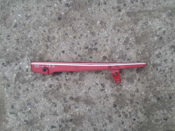 Pare chaine honda 125 twin 1980