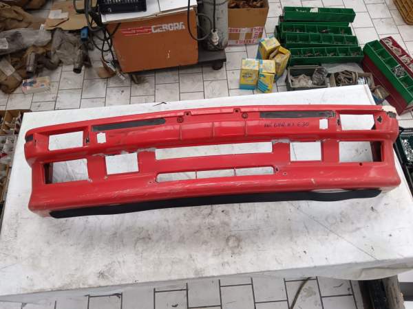 Pare chocs avant bmw m3 e30