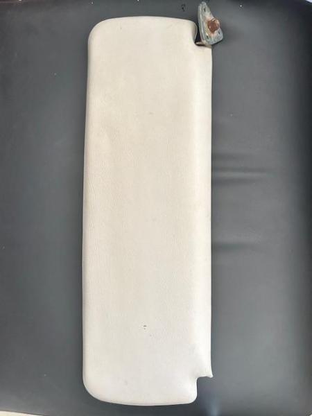 Annonce Pare-soleil pour maserati merak