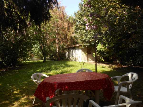 Maison 9 pi&egrave;ces-5 cbres-h.193m2xter.400m2-3mnrer.c