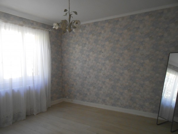 Annonce Maison 9 pi&egrave;ces-5 cbres-h.193m2xter.400m2-3mnrer.c