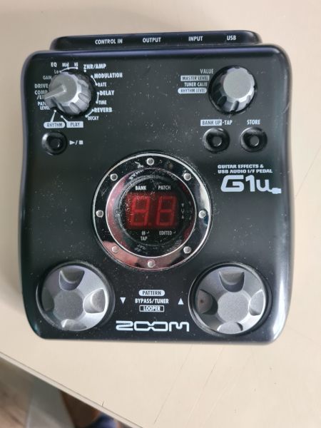 P&eacute;dales multieffets