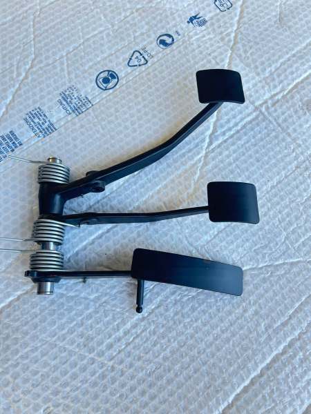 Pédalier pour lamborghini miura