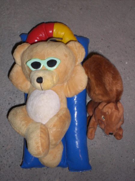 Vente Peluche titi ou jerry ou ecureuil ou balle foot