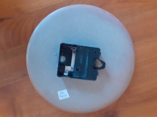 Vente Pendule en grès - terre cuite 22 cm