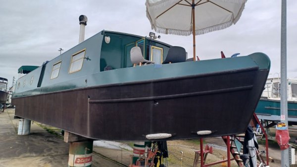Peniche anglaise narrowboat