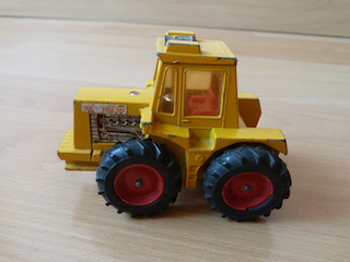 Petit tracteur métal matchbox, vintage 1972