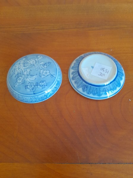 Petite boite ronde en porcelaine pas cher