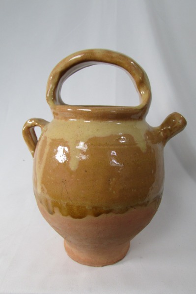 Annonce Petite cruche en terre cuite , chevrette gargoulet