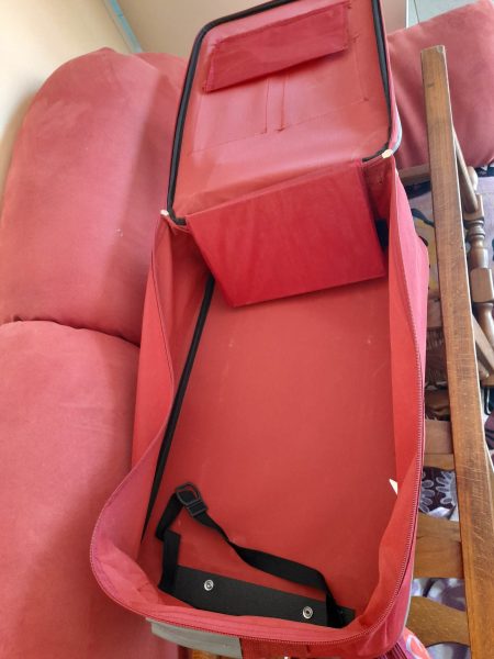 Vente Petite valise souple &agrave; roulette