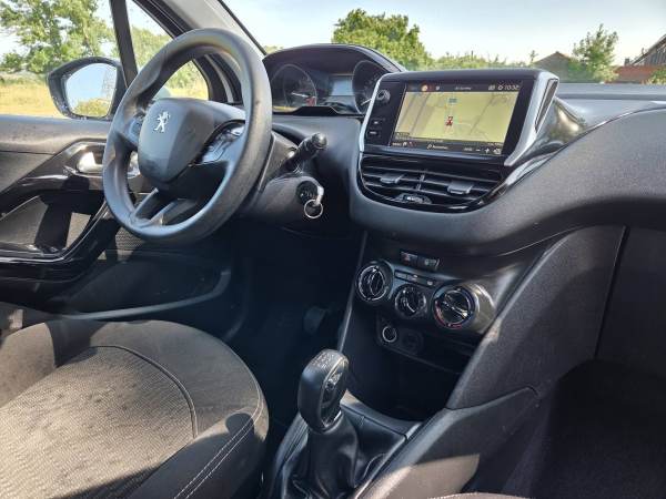 Peugeot 208 2018 euro6b 1.6hdi 75cv 55kw gps airco pas cher