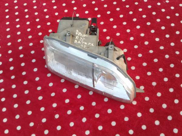 Vente Phare avant droit renault 25 baccara 1992