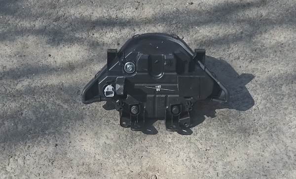 Annonce Phare suzuki 125 gsxs 2026