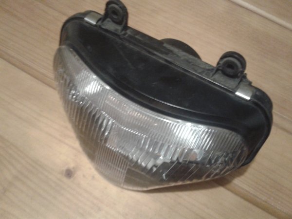 Phare triumph 600 tt 2001 pas cher