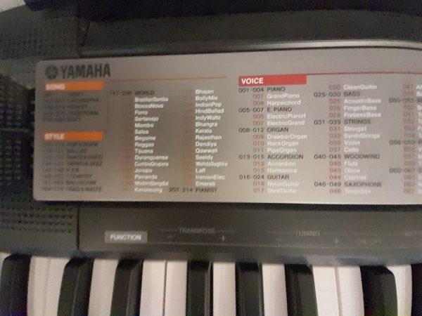 Annonce Piano yamaha f50