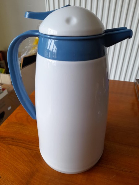 Pichet isotherme boisson chaud ou froid1 l