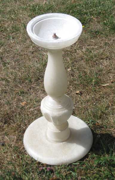 Pied de guéridon en albâtre pas cher