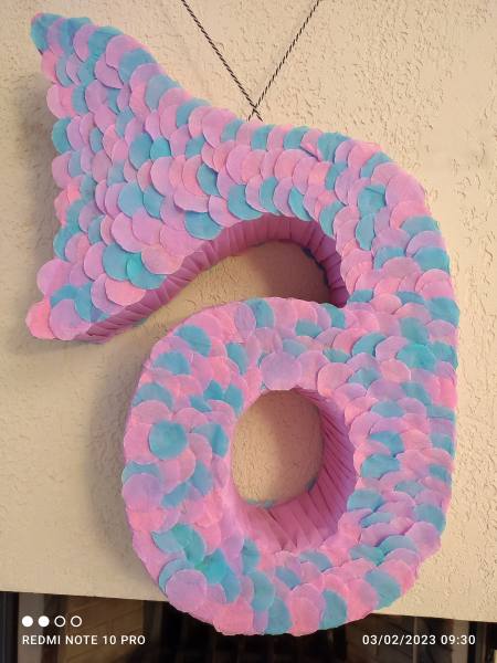 Vente Pinata chiffre 6 queue sirene