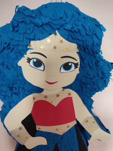 Pinata wonder woman fait main neuf pas cher