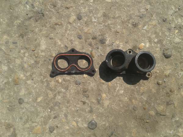 Pipes d admission honda 600 xlm 1986