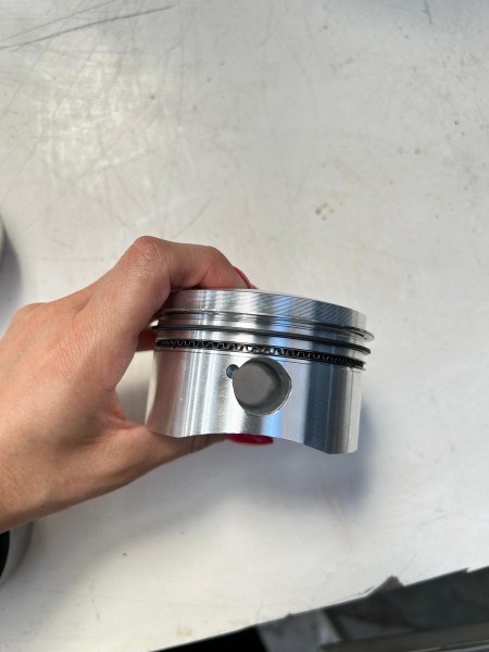 Vente Pistons pour moteur ferrari 275