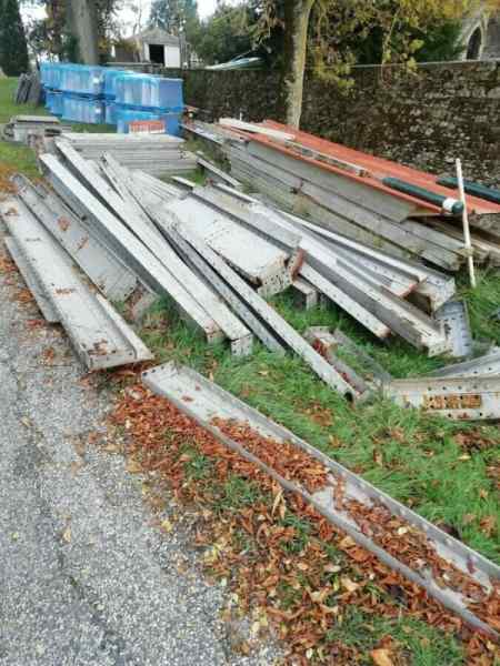 Annonce Plancher métallique industriel style eiffel