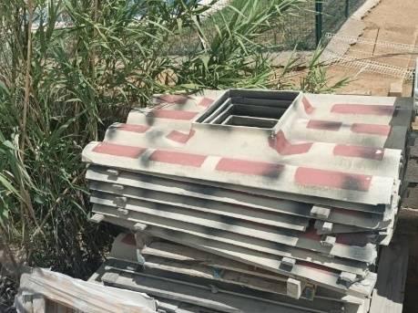 Plaque ch&acirc;ssis soutuile 230 natura flammee 1m65