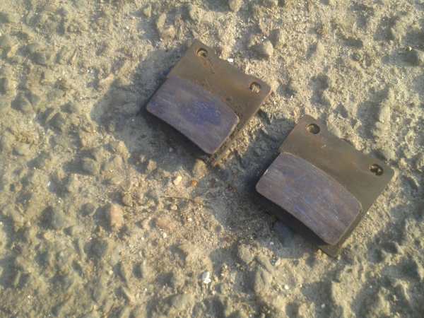 Vente Plaquettes de freins arri&eacute;re suzuki 750 gsxf 1996