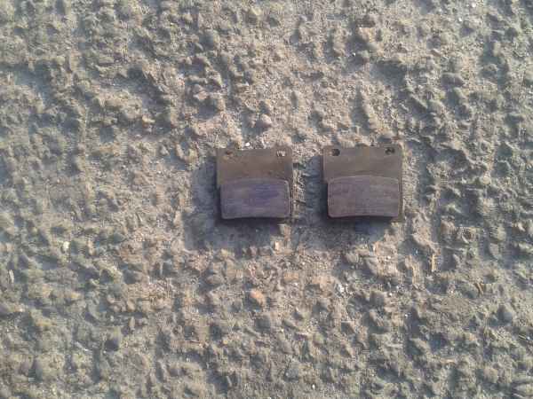 Annonce Plaquettes de freins arri&eacute;re suzuki 750 gsxf 1996