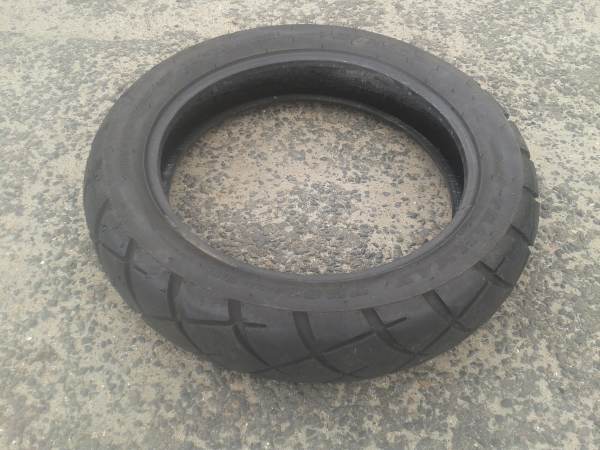 Vente Pneu arri&eacute;re dunlop trailmax 140/80/r17