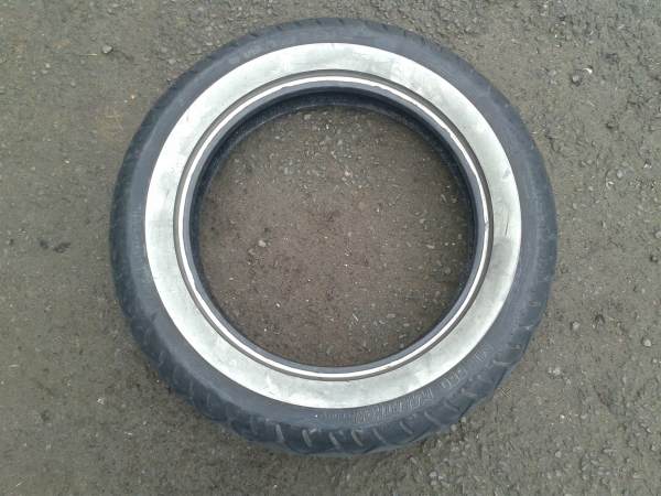 Pneu arri&eacute;re metzeler 130/90/16