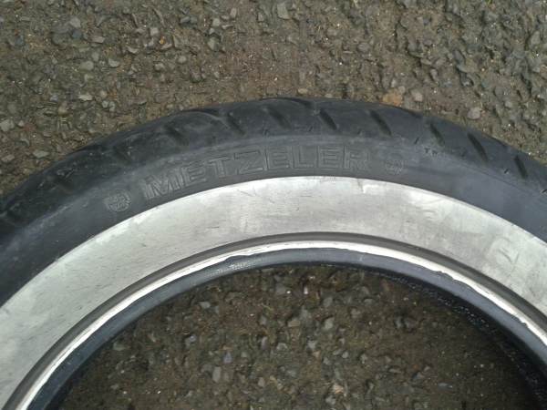 Annonce Pneu arri&eacute;re metzeler 130/90/16
